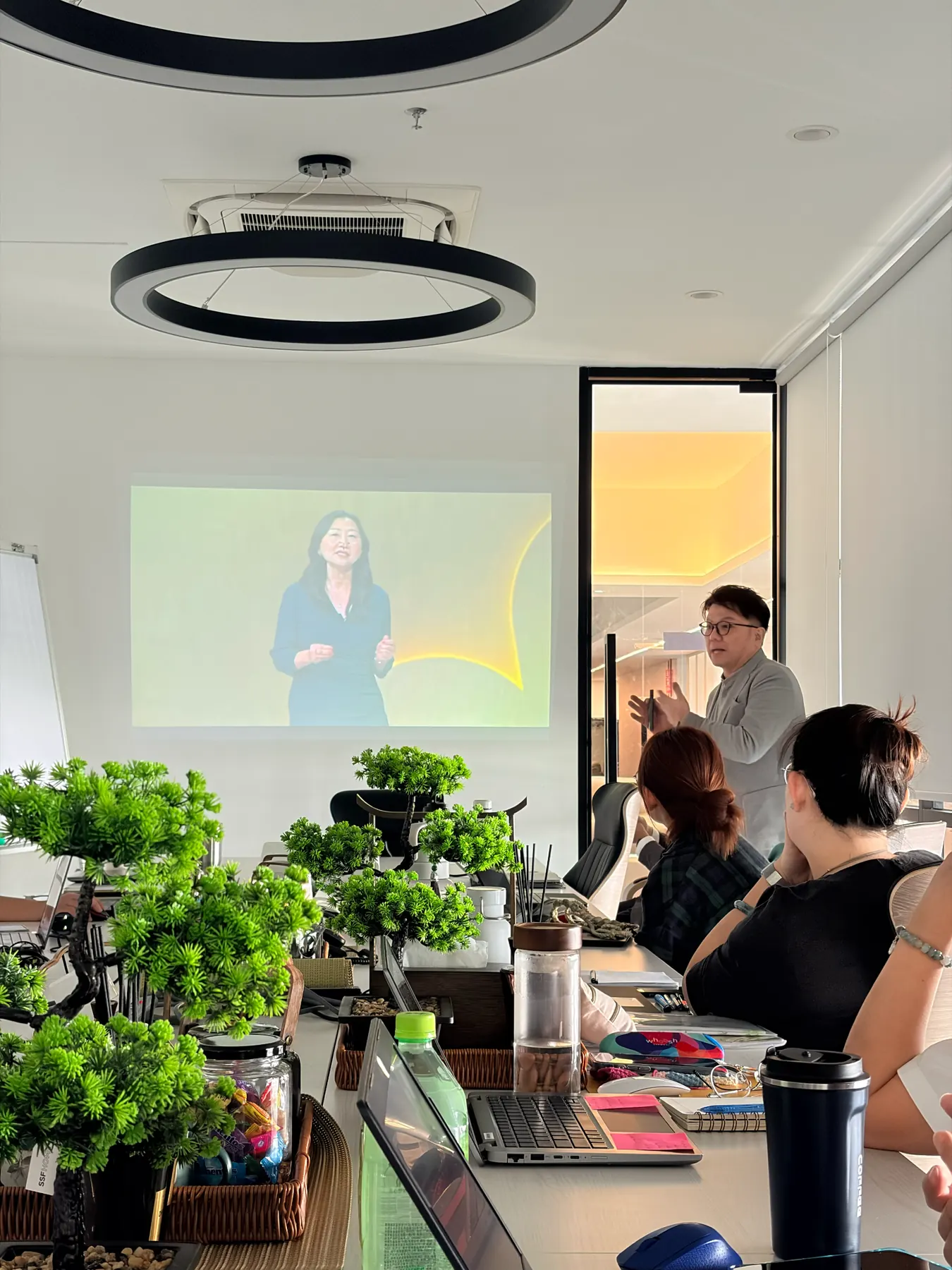 Han Yong guiding participants during an AI creative workshop
